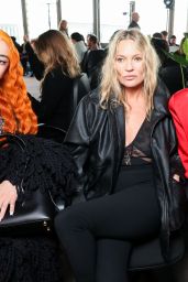 Ice Spice’s Bold Lace Look at Stella McCartney 03.05.2025 