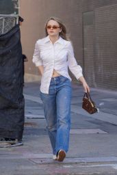 Joey King’s Casual Chic in Beverly Hills 02.28.2025