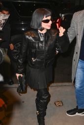 Lady Gaga Stuns in Leather at SNL Rehearsal Signing 03.07.2025 