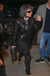 Lady Gaga Stuns in Leather at SNL Rehearsal Signing 03.07.2025 