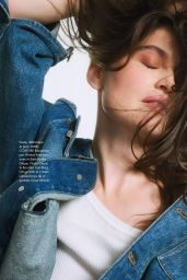 Laetitia Casta on Beauty, Acting, and Family Life – Elle France 03.06.2025