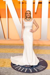 Lindsay Lohan at Vanity Fair Oscar Party 2025: A Bold Fashion Statement