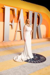 Lindsay Lohan at Vanity Fair Oscar Party 2025: A Bold Fashion Statement