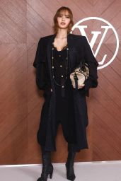 Lisa Attends Louis Vuitton F/W 