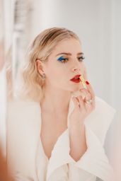 Lucy Boynton