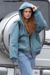 Madelaine Petsch’s LA Coffee Run Style, 03.05.2025