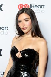 Madison Beer’s Slingback Style Steals the Show at 2025 iHeartRadio Music Awards