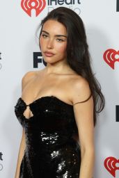Madison Beer’s Slingback Style Steals the Show at 2025 iHeartRadio Music Awards