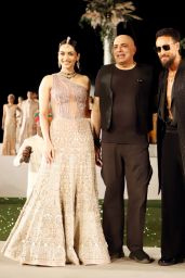 Manushi Chhillar at Tarun Tahiliani