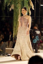 Manushi Chhillar at Tarun Tahiliani