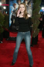 Michelle Trachtenberg at Harry Potter The Chamber of Secrets Premiere in Westwood