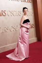 Mikey Madison’s Old Hollywood Glamour at 2025 Oscars