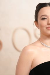 Mikey Madison’s Old Hollywood Glamour at 2025 Oscars