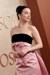 Mikey Madison’s Old Hollywood Glamour at 2025 Oscars