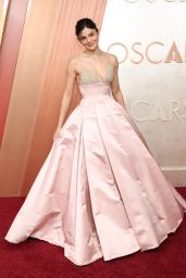 Monica Barbaro’s 2025 Oscars Look: A Dior Dream or Missed Mark?