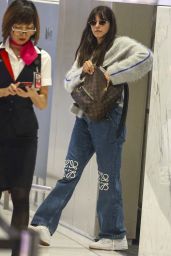 Nina Dobrev’s Sydney Airport Look: A Masterclass in Casual Luxury