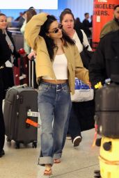 Rachel Zegler’s Airport Style at LAX - 03.14.2025