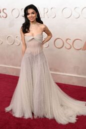 Rachel Zegler Wears Pearlescent Dior at 2025 Oscars