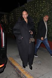 Rihanna’s Chic Giorgio Baldi Look Steals Spotlight  