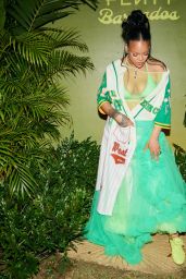 Rihanna’s Neon Tutu and Avanti LS Steal the Spotlight