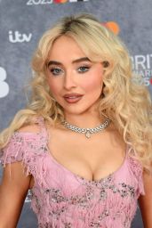 Sabrina Carpenter’s Pink Perfection at the 2025 BRIT Awards