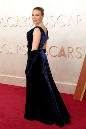 Scarlett Johansson Shines  at the 2025 Oscars