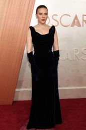 Scarlett Johansson Shines  at the 2025 Oscars