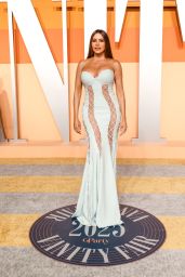 Sofia Vergara’s Bold Seafoam Green Gown Steals the Vanity Fair Oscar Party