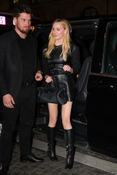 Sophie Turner’s Paris Fashion Week Style: Leather, Diamonds, and a New Chapter