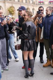 Sydney Sweeney Turns Heads at Ritz Hotel Paris 03.11.2025