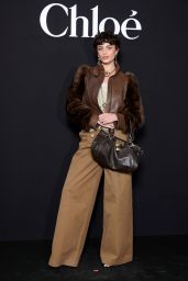 Taylor Hill’s Chloe F/W ‘25 Show Style Unveiled  