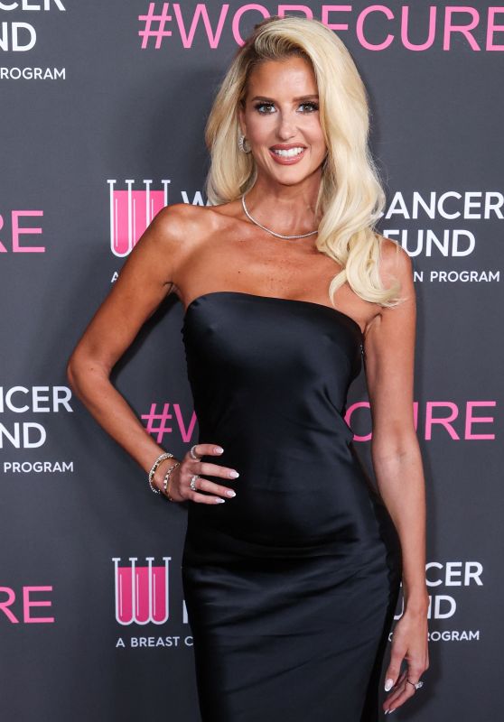 Emma Hernan Attends An Unforgettable Evening 2025 Gala in LA