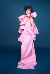 Florence Pugh Graces Harper’s Bazaar UK May 2025 Cover