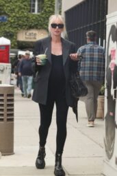 Kimberly Stewart Farmers Market Appearance
