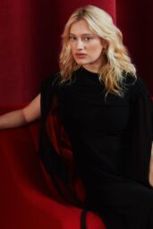 Nadia Tereszkiewicz Graces Vanity Fair France's Cannes Special