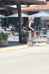 Paris Jackson Steps Out in Malibu 04.29.2025