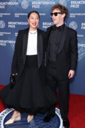 Priscilla Chan at 11th Breakthrough Prize Awards in Los Angeles