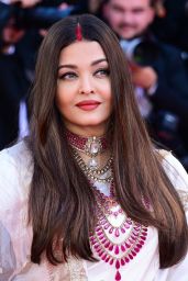 Aishwarya Rai Bachchan - 
