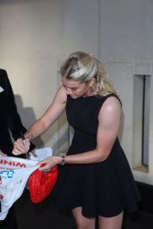 Alessia Russo Honored at Women’s Football Awards 2025