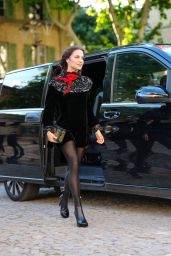 Alicia Vikander Wears Louis Vuitton at Cruise 2026 Avignon