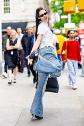 Amelia Hamlin’s Effortless Street Style Ahead of Met Gala