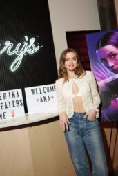 Ana de Armas at "Ballerina" x Barry's Event