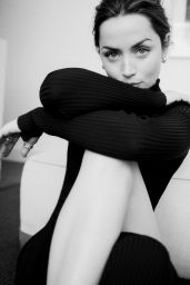 Ana de Armas: Effortless Chic for WWD Weekend