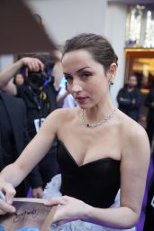 Ana de Armas Louis Vuitton Ballerina Premiere