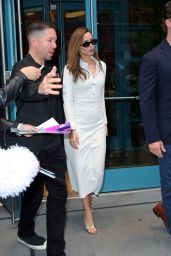 Ana de Armas Steps Out for GMA in NYC