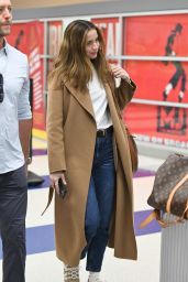 Ana de Armas Travels Through JFK Airport 05.10.2025