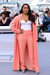 Angela Bassett Promotes 