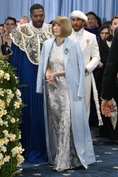 Anna Wintour’s Timeless Presence at Met Gala 2025