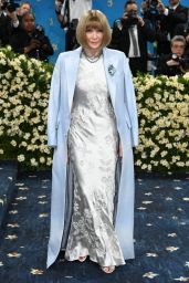 Anna Wintour’s Timeless Presence at Met Gala 2025