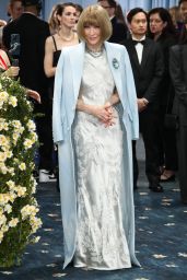 Anna Wintour’s Timeless Presence at Met Gala 2025